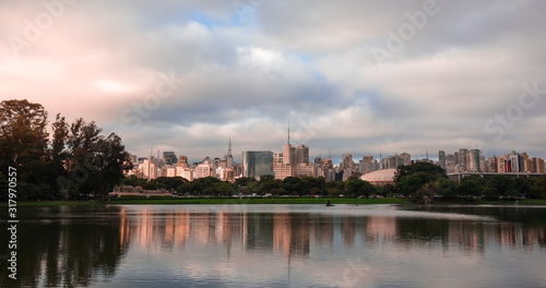 Sao Paulo/Brazil: Ibirapuera park, fountains, cityscape