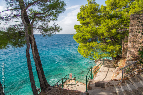 Fototapeta Naklejka Na Ścianę i Meble -  paradise beach in Brela on Makarska riviera, Dalmatia, Croatia