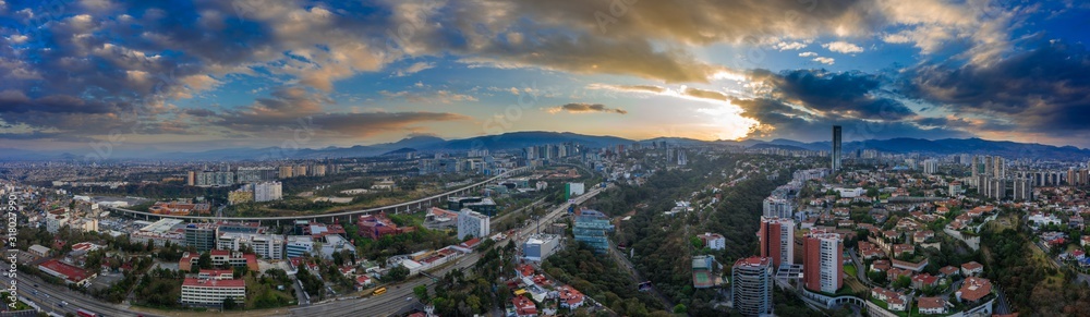 Fototapeta premium Mexico to the south