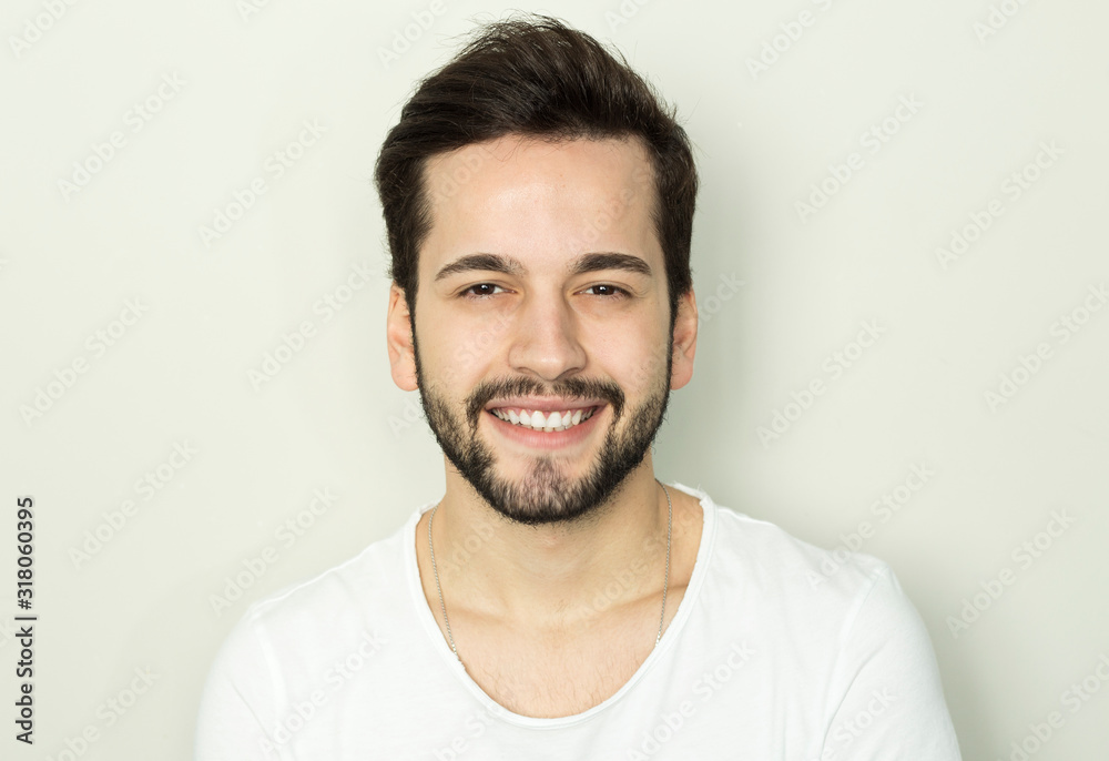 Handsome smiling man with white teeth - obrazy, fototapety, plakaty 