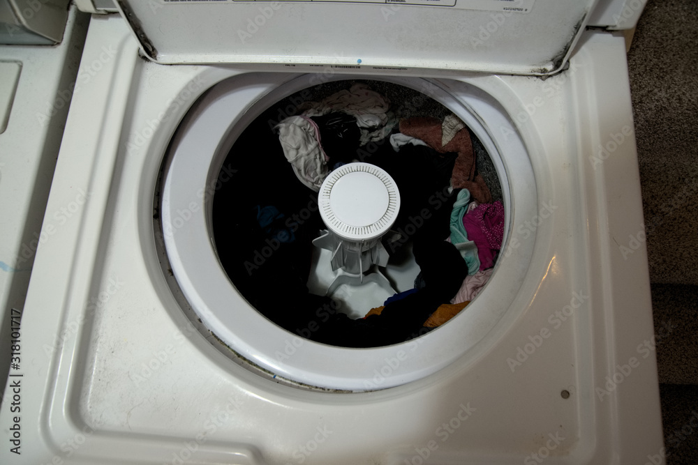 Laundry machine Laundry machine