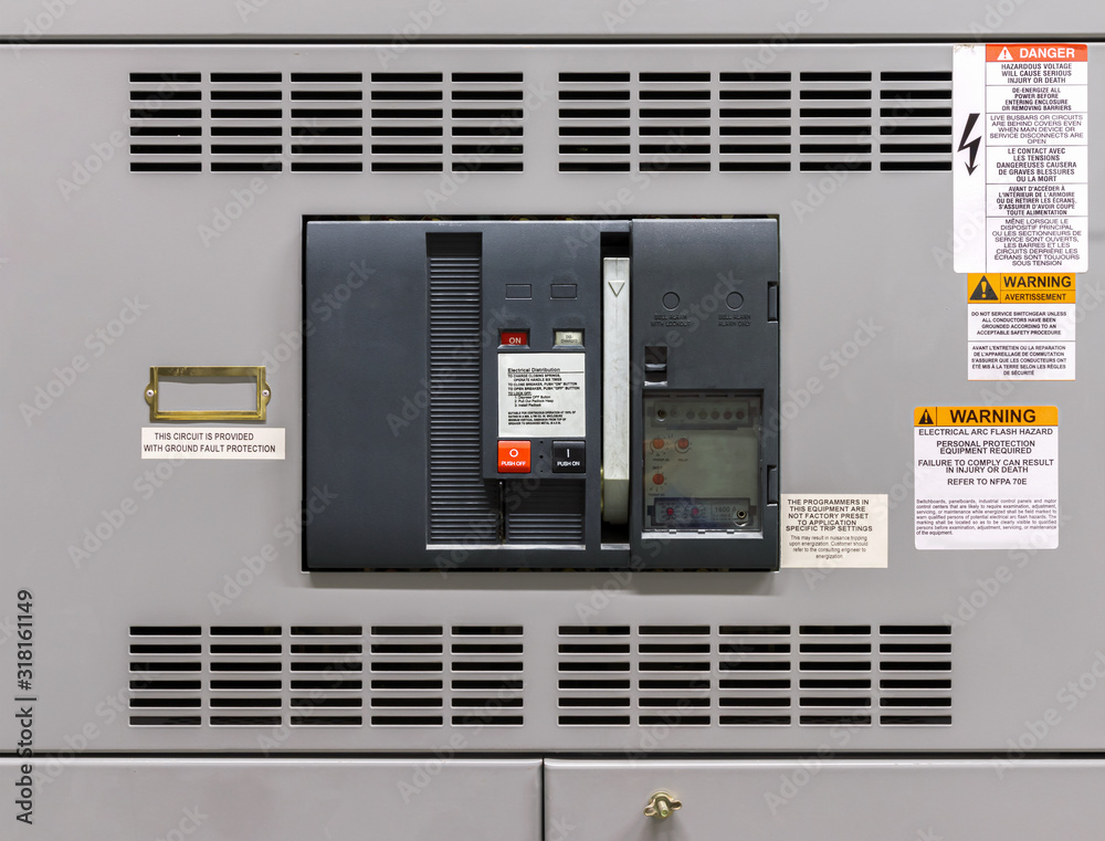 Fotografia do Stock Main power breaker in electrical room of