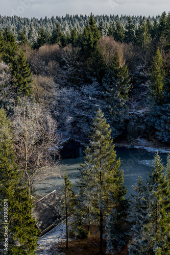 Winterspaziergang an einem sonnigen kalten Wintertag rund um die Eberstwiese auf dem Rennsteig - Thüringen/Deutschland photo