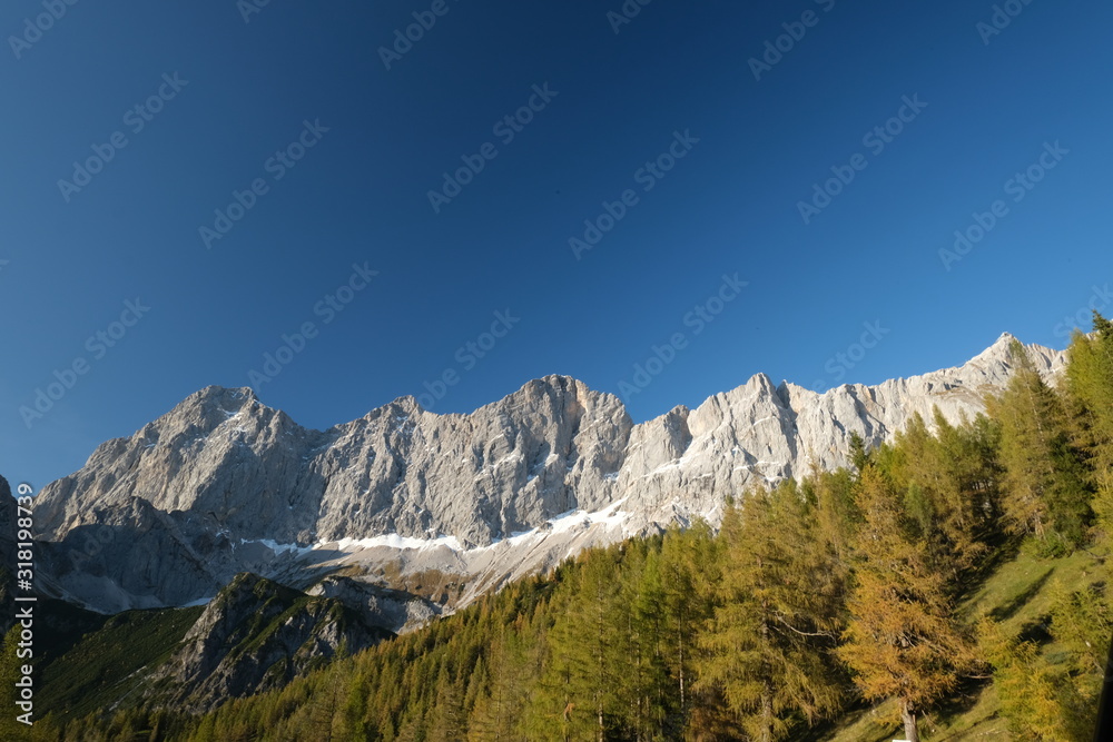 Dachsteinmassiv, Mountains Austria, Südwand