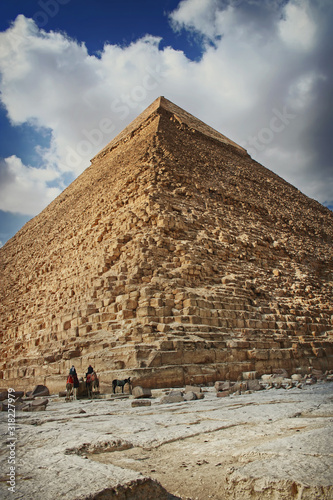 Giza Pyramids,pyramid of Khafre,Cairo,Egypt 