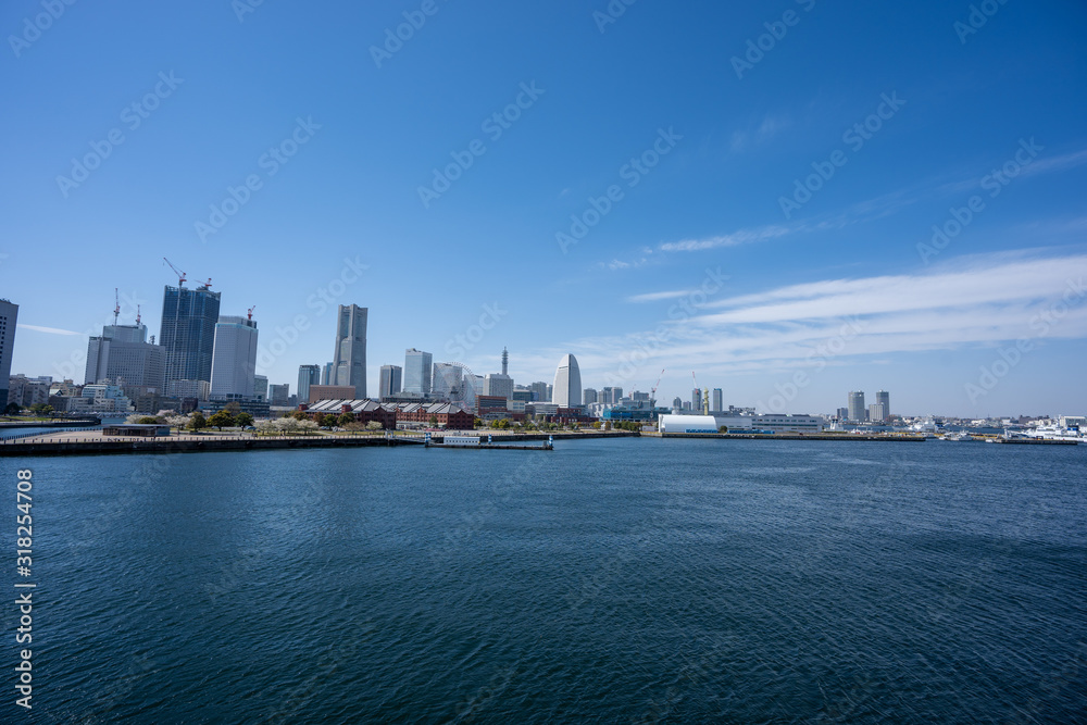 Fototapeta premium Niebo, morze i budynki