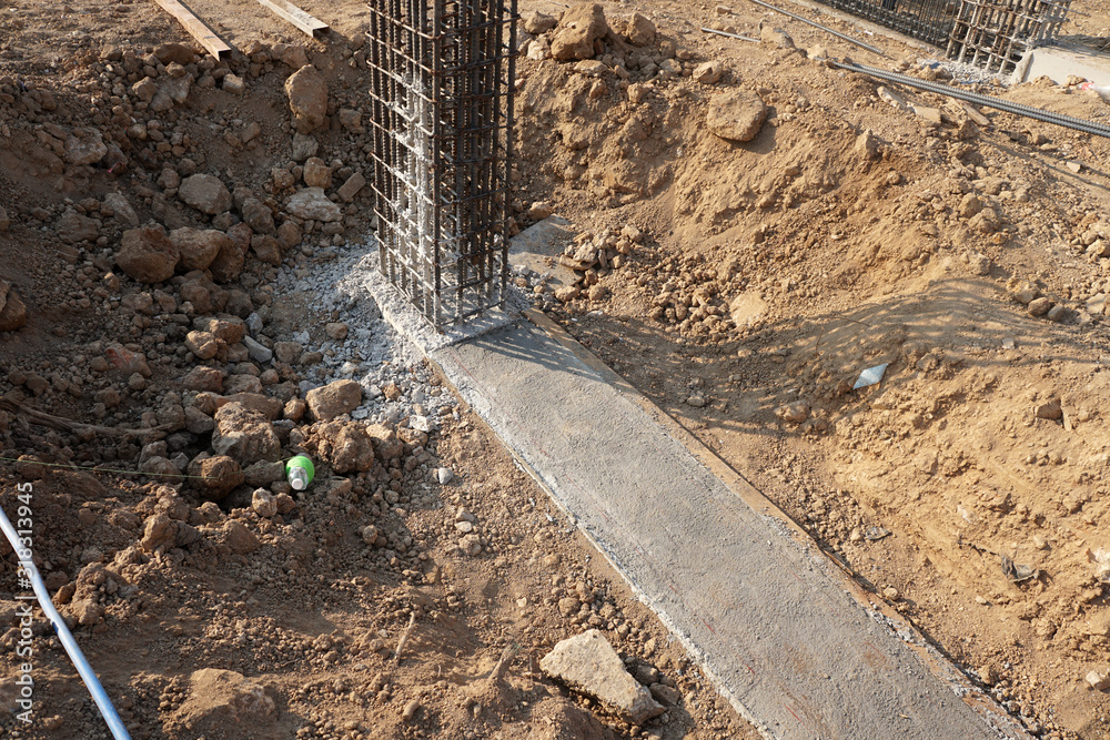 Deformed bars for structural columns in concrete. Reinforcing steel