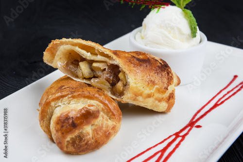 Apple strudel with vanilla ...