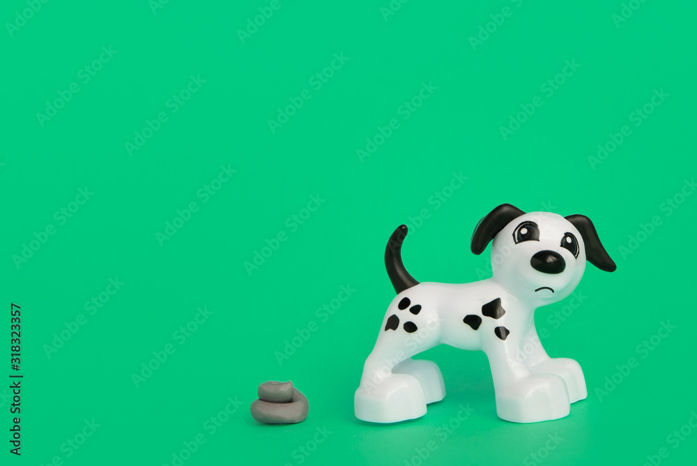 Penalty for excrement of the dog. Fine for the toilet of pets. Clean urban environment. Mock up. Copy space. Pink background. Penalty for excrement of the dog. Fine for the toilet of pets. Clean urban environment. Mock up. Copy space. Pink background.
