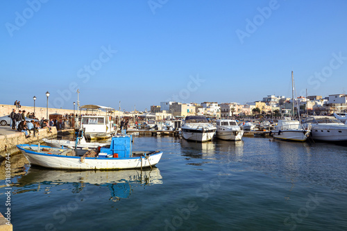 barche e pescherecci al porto  © Pablo Garcia Ph