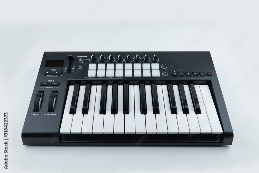 midi controller keyboard, pads nobs and keys. foto de Stock | Adobe Stock