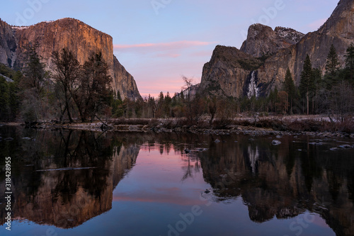 Valley View of Yosemite National Park for sunset