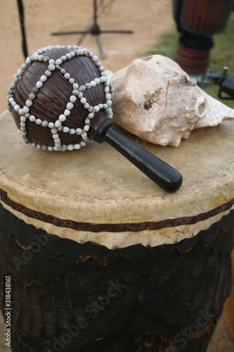 music instrument snail maraca drum prehispanic sound