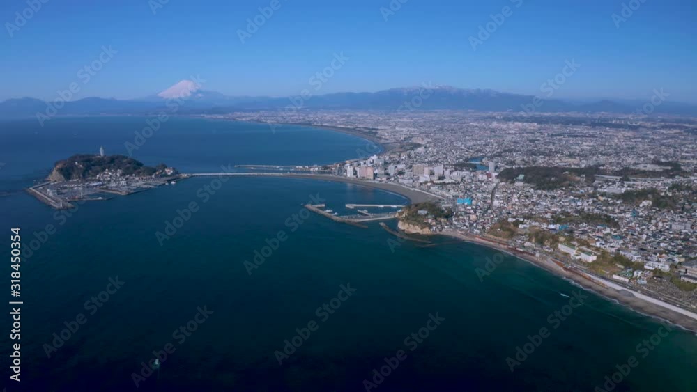 七里ヶ浜から江の島と富士山空撮 七里ヶ浜から江の島と富士山空撮