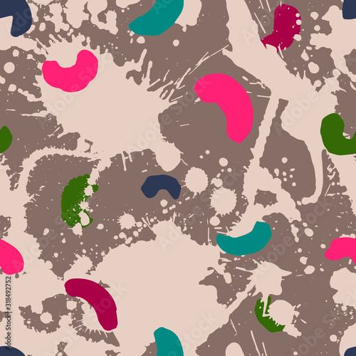 Seamless pattern with blots and beans.