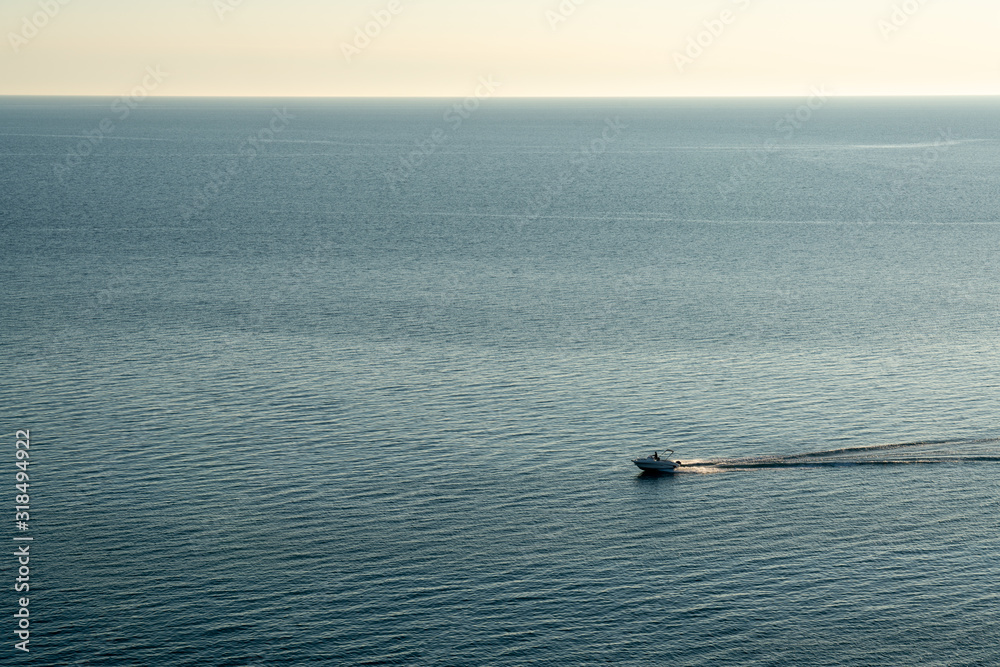 bateau minimaliste