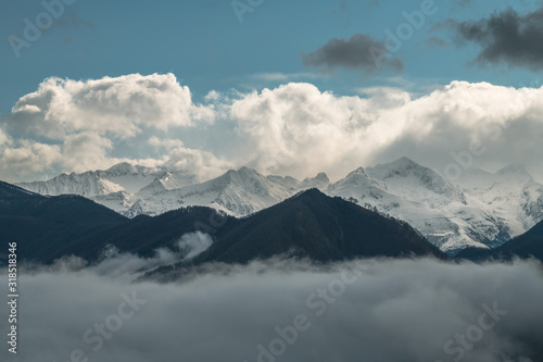 Clouds over the Pyrenees mountains © Marc Andreu
