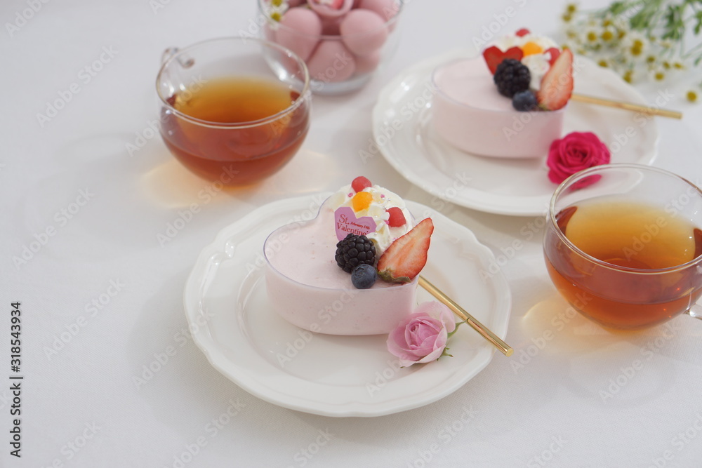 バレンタイン~いちごのムースゼリー バレンタイン~いちごのムースゼリー