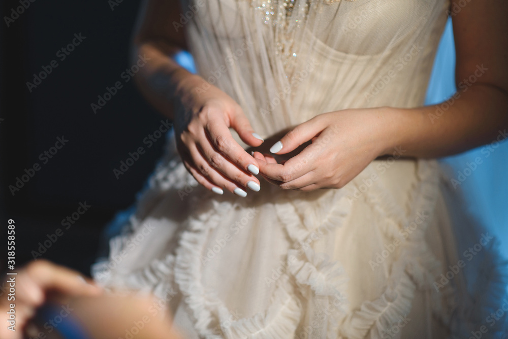 white nails of bride