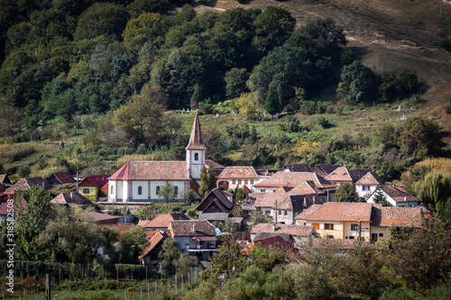 Ausblick über ein kleines Dorf in Rumänien