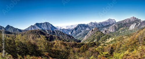 Fototapeta Naklejka Na Ścianę i Meble -   Picos de Europa from the province of Leon