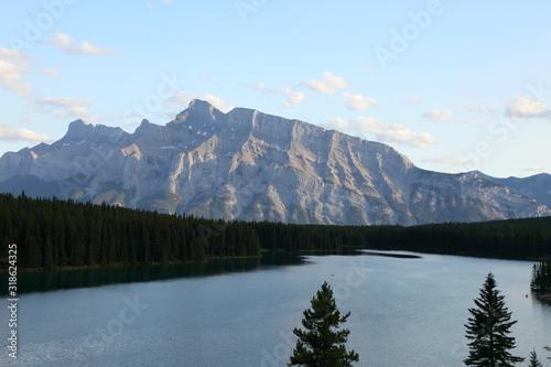 Fototapeta Naklejka Na Ścianę i Meble -  Lake, Mountain lake, alpine meadows and rocky summits in the Rocky Mountains in Canada, British Columbia, West coast