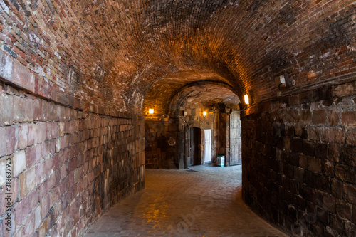Túneles del castillo © Nilson Morais