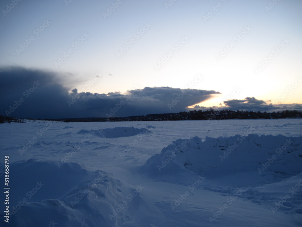 Obraz premium frozen lake