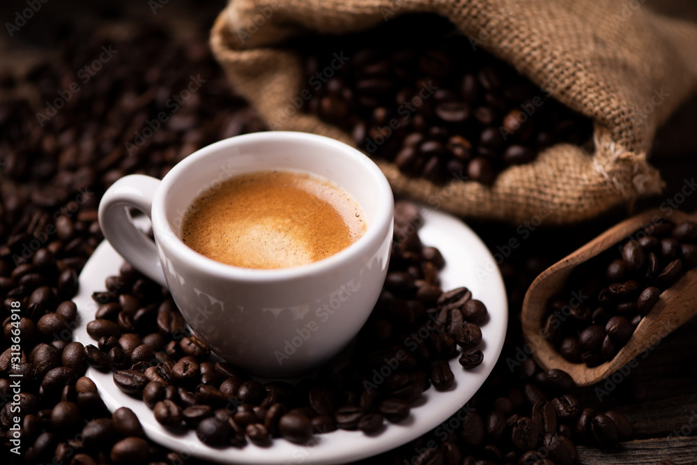 Fototapeta premium Coffee beans. Brewed, coffe