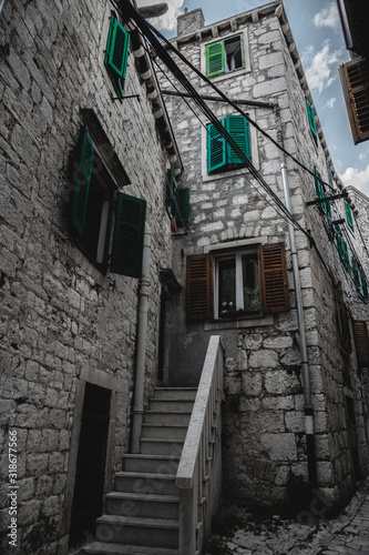 alley in croatia