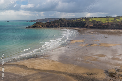 la plage de Bréhec