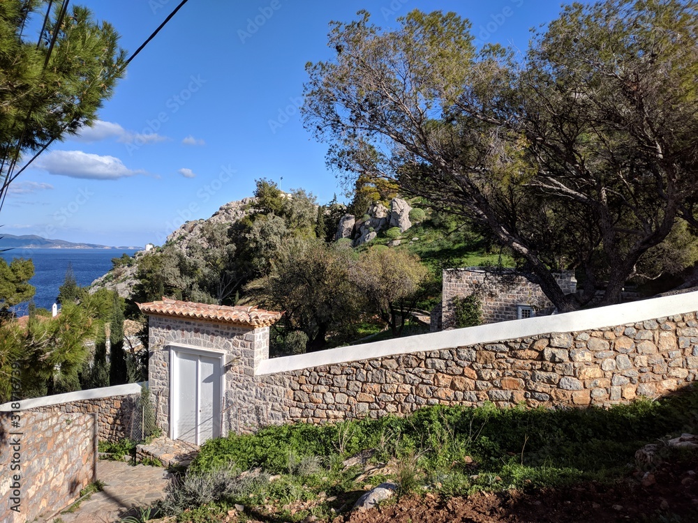 Obraz premium Greece Athens Hydra walk to city, day nature