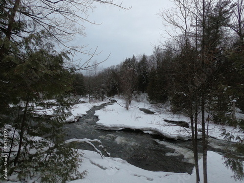River in Winter.JPG © Darbs