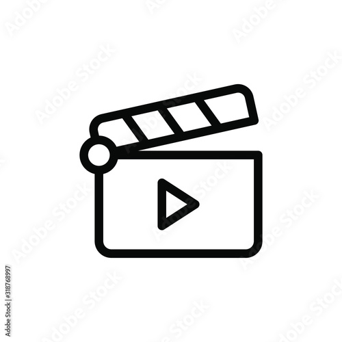 Clapperboard line icon