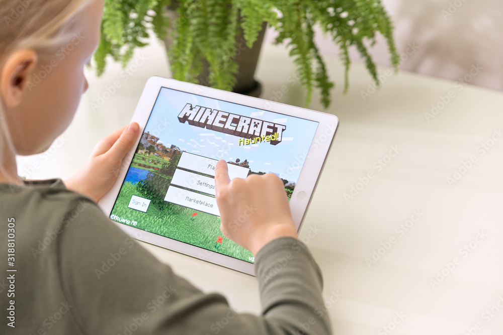 January 5, 2020, Kaliningrad, Russia. Little girl with blond hair start ...