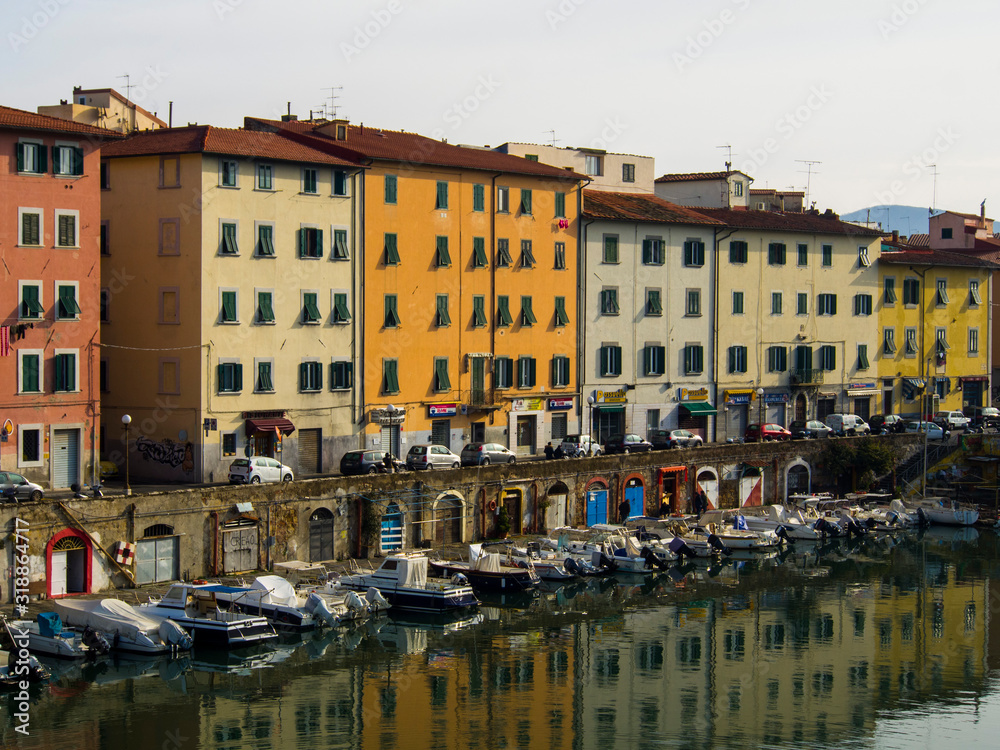 Italia, Toscana, la città di Livorno. Le case intorno al Fosso Grande.