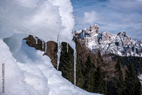 Trentino, panorama dolomitico nel Primiero photo