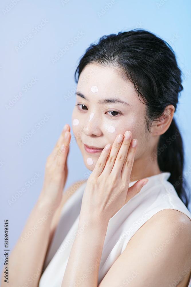 ミドルビューティー　スキンケア