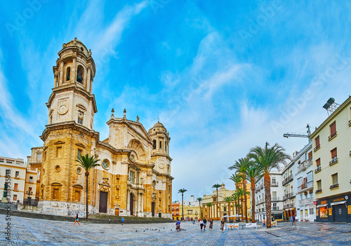 cadiz - Fotomural con square y cathedral de andalusia con cadiz - Stica Vinilos  decorativos