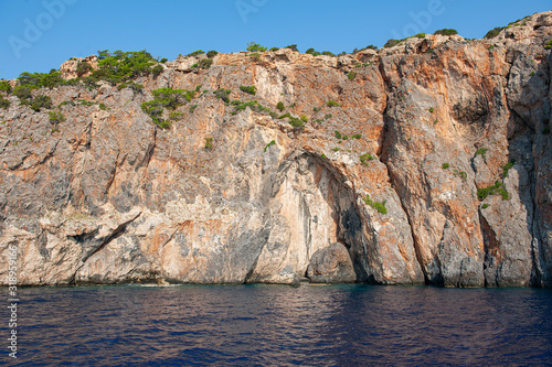 Felsküste der Insel Karpathos, Griechenland