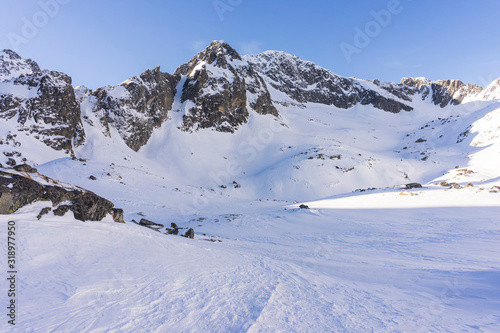 Kotlina Piatich Spisskych plies in winter. Tatra mountains. Slovakia. © Jacek Jacobi