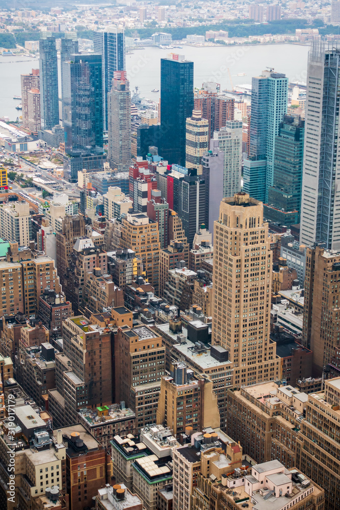 Fototapeta premium Aerial view of Manhattan skyscrapers