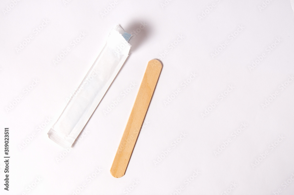 Obraz premium The subject for a medical examination of the oral cavity of a sick person on a white background