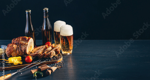 Fotografie dinner for two of meat and craft beer