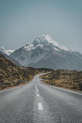 Ingelijste posters Grijs Mount Cook Aoraki Nieuw-Zeeland  © balousekk