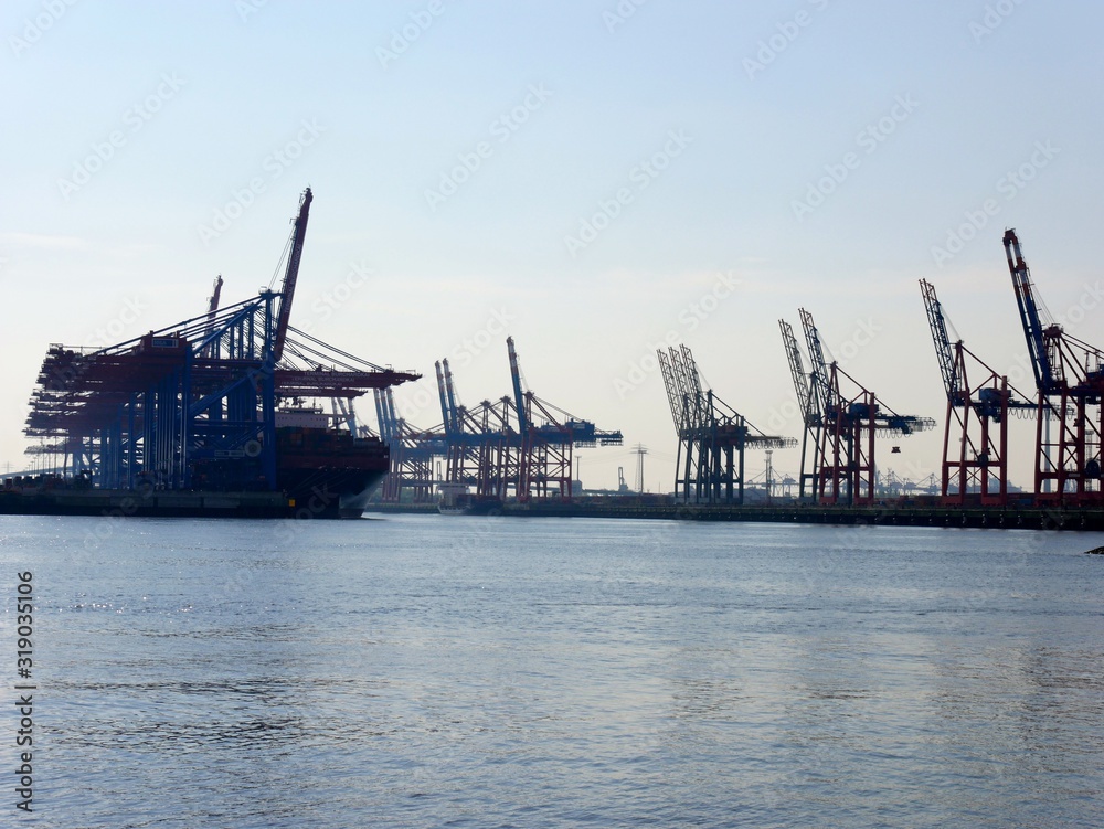 cranes in port 