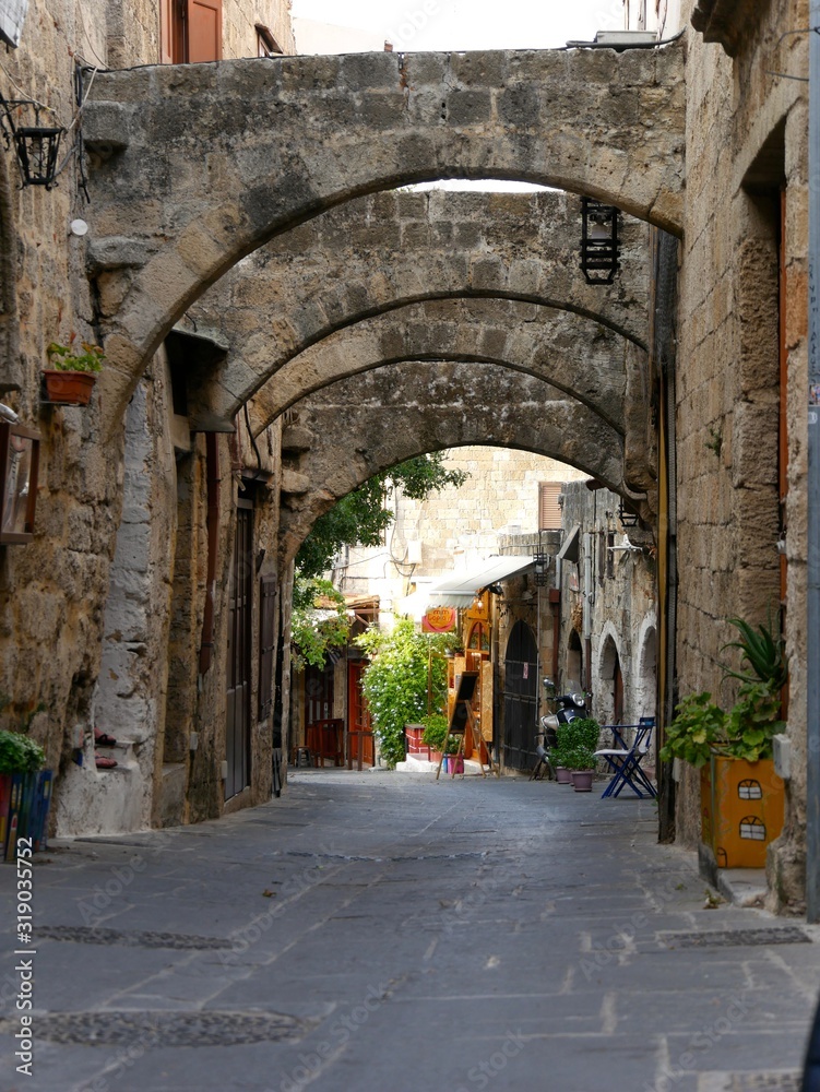 narrow street in old town of Rhodos