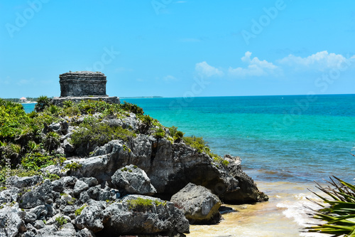 The famous Mayan ruin in Tulum directly on the Caribbean