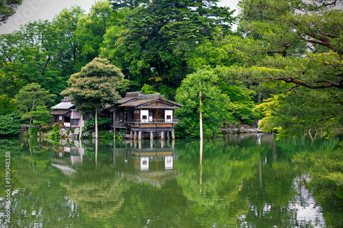 Tea House in Kenrokuen park in Kanazawa © Anthony Shaw