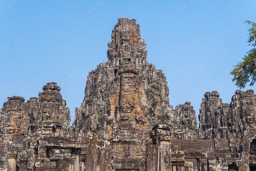 Die Tempelanlage Bayon in Kambodscha mit ihren Gesichtertürmen